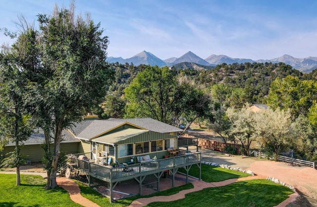 River Place Retreat Unit 5- A River Oasis