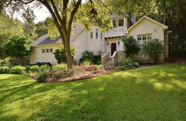 Rivercrest Oasis on Lake Austin with Private Dock, Pool & Hot Tub