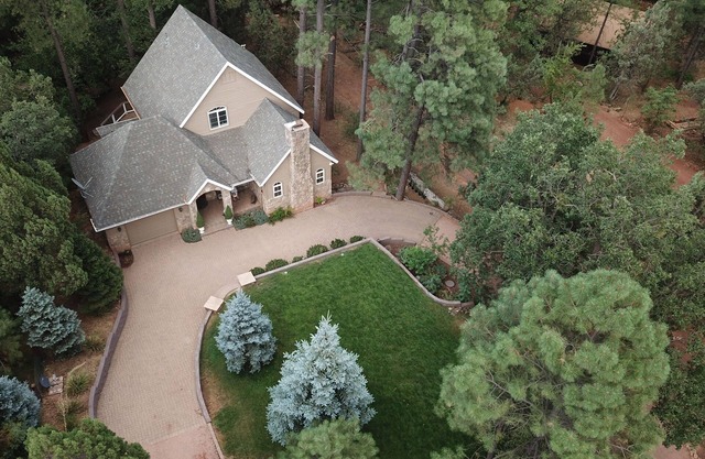Riverfront Retreat. Year-round river in North Payson.