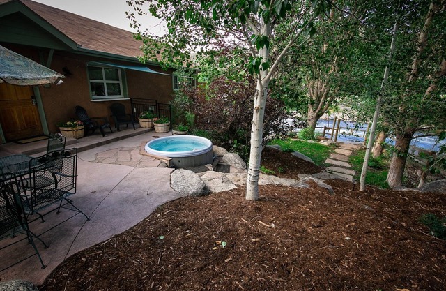 Riverside Hacienda Downtown Salida! Hot tub. Ark River Haciendas #0251
