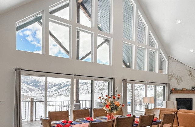 Riverside Luxury: Modern Mountain Retreat with Hot Tub and 3 King Suites!