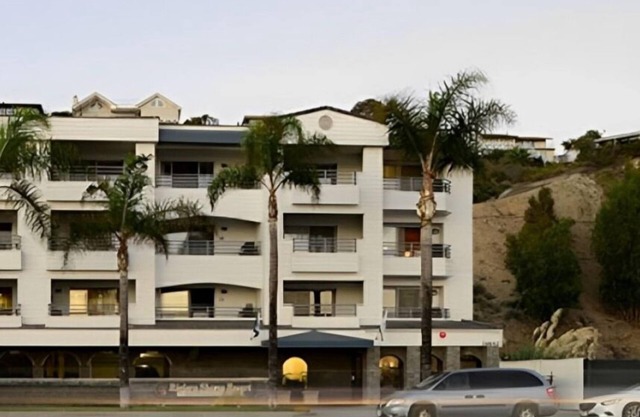 Riviera Shores Studio · Well appointed Studio Suite @ Capistrano Beach!