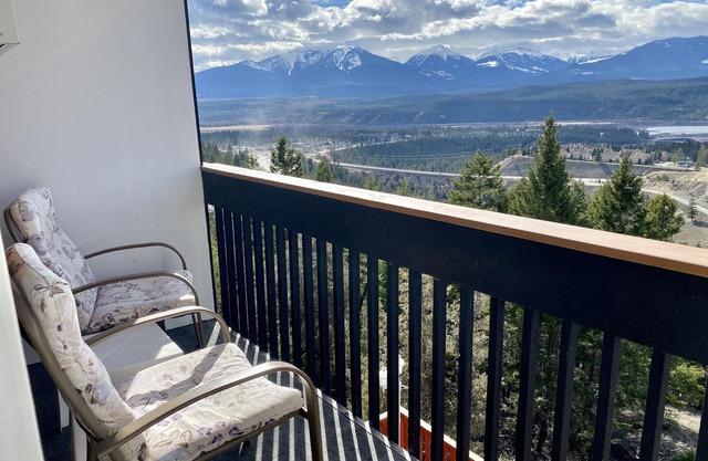 Rocky Mountain Springs Lodge