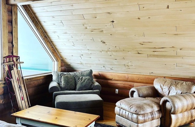 Rocky Mountain Retreat w/Hot Tub in Old Park/Gore Pass