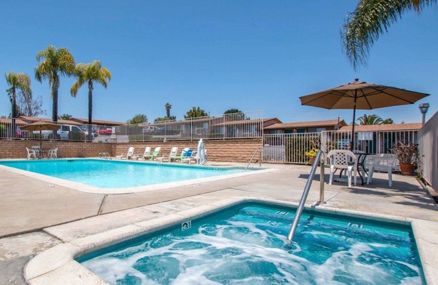 Rodeway Inn Fallbrook Downtown