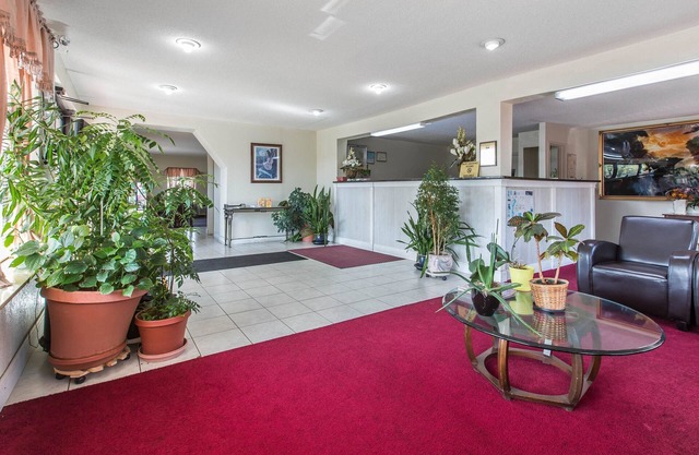 Rodeway Inn Marietta near Dobbins ARB