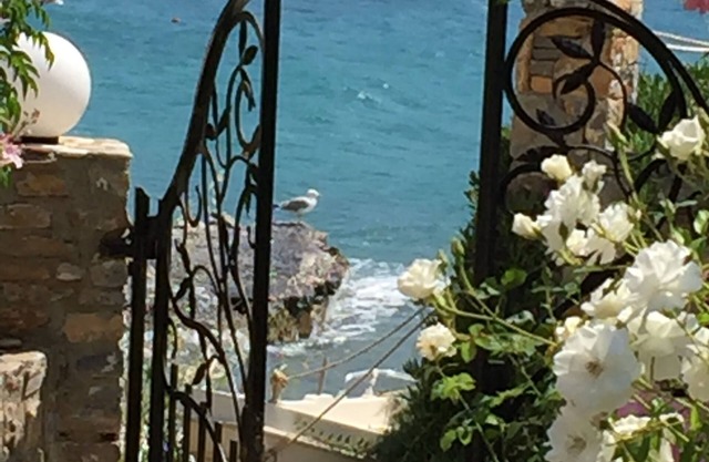 Roditses Beach sea front Apartments