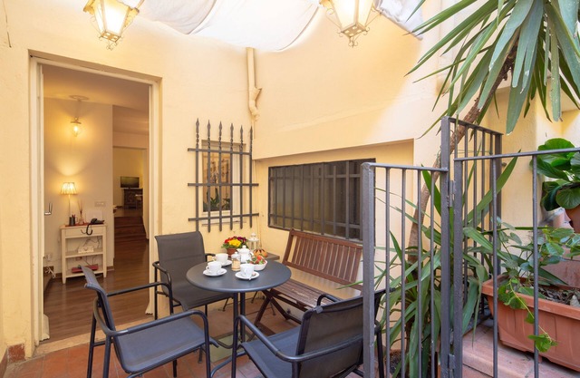 Romantic apartment close to Palazzo Vecchio