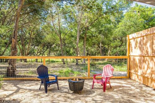 Romantic Driftwood Tiny Casita w Country Views