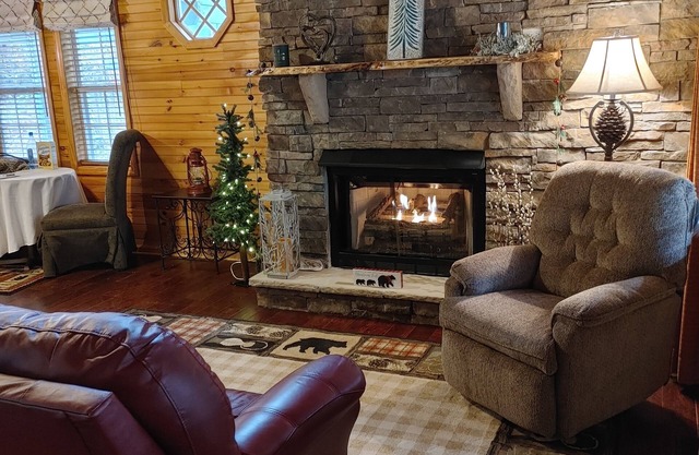 Romantic mountain cottage getaway