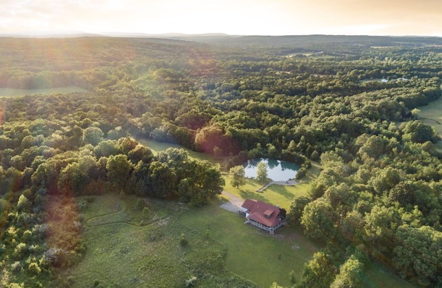 Romantic renovated country cabin with views.
