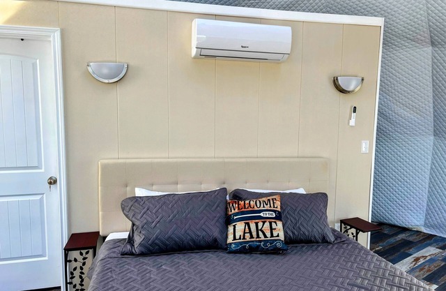 Romantic Sunset Dome by the Lake. Swim/Fish/Kayak 4