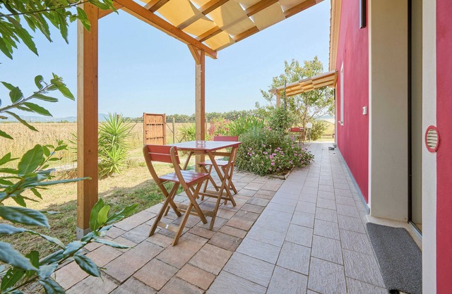 Room 'Carrara' with Shared Terrace, Wi-Fi and Air Conditioning