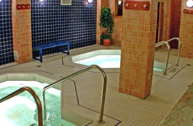 Room in Incredible Banff Location! + Hot Pools