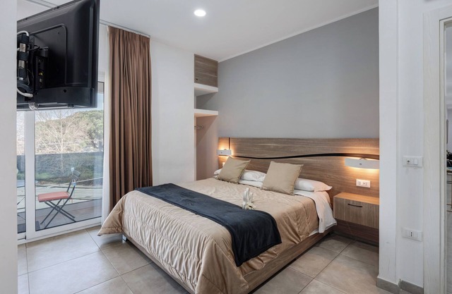 Room 'Matrimoniale 3' with Balcony, Wi-Fi and Air Conditioning