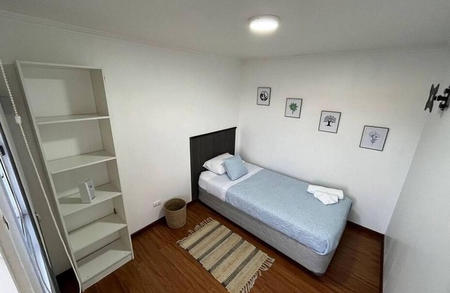 Room near the airport with shared bathroom