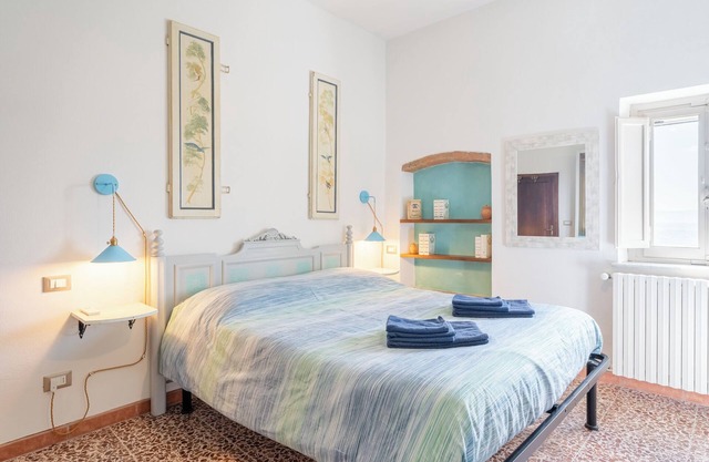 Room 'Noemi' with Mountain View, Wi-Fi and Air Conditioning