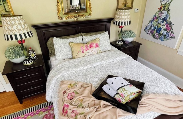 Room rental in “cottage like” home