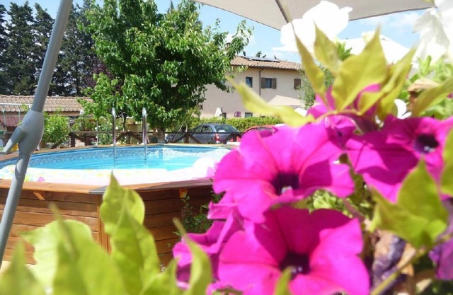 Room Rentals In The Beautiful Chianti Countryside Near Florence Siena and Pisa