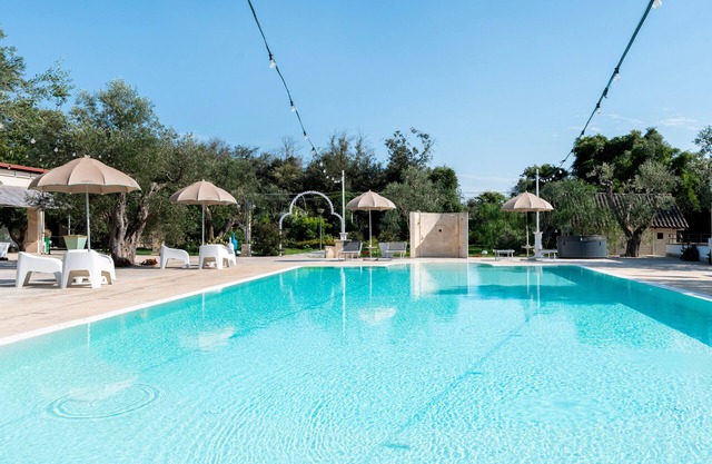 Room 'San Biagio Baldacchino 12' with Shared Pool, Wi-Fi and Air Conditioning