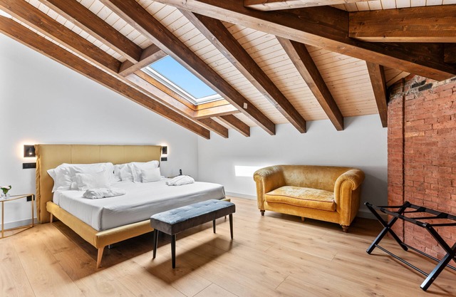 Room 'Suite La Torre' with Shared Pool, Shared Terrace and Wi-Fi