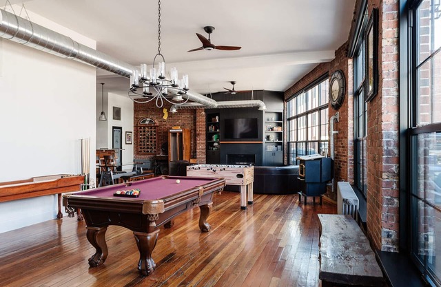Room to Breathe, Steps to Everything – Newport’s Hidden Gem
