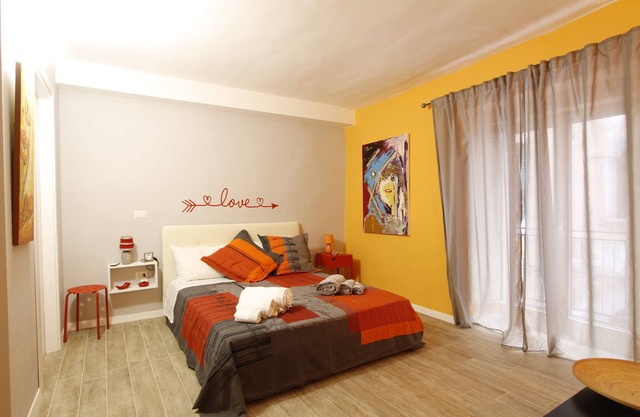 Room with balcony at the historic center