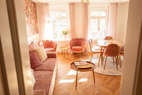 Rose Suite