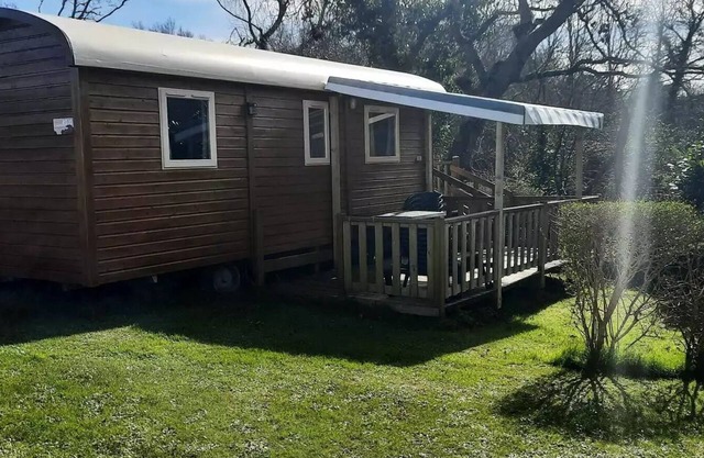 Roulotte 22m² - 2 bedrooms (Type Eloïse) - (NO PETS ALLOWED) sleeps 4