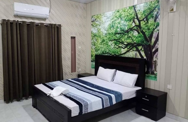 Royal City Hotel Sahiwal