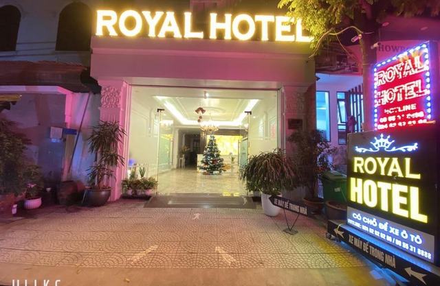 Royal Hotel - Yên Xá HN - by BAY LUXURY