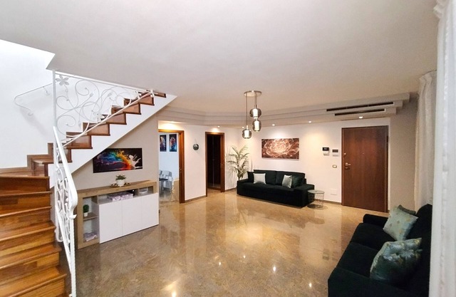 Royal Residence Abano Terme Apartment with Mountain View, Wi-Fi and Air Conditioning