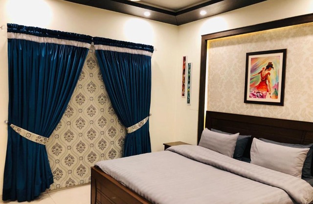 Royal Three Bed Villa Full House Dha 6 Lahore