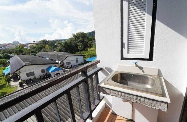 RQ Phuket Patong Beach by Collection O