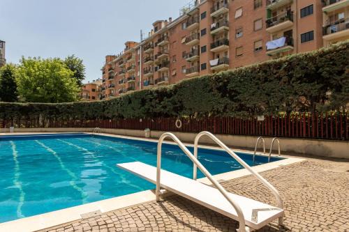 Rucellai Studio With Shared Pool by Halldis