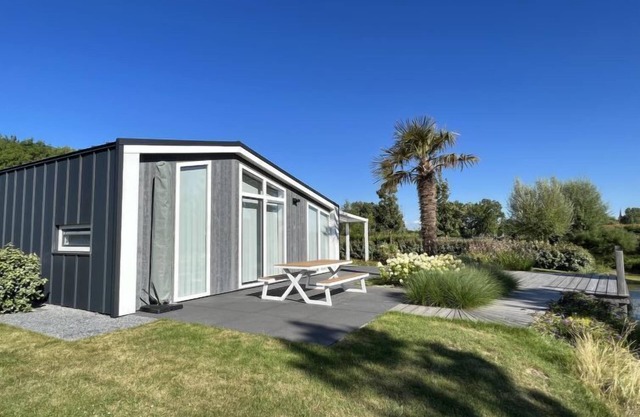 Ruisweg 80 by Interhome