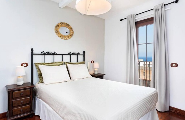 Rural house with traditional architecture S. XIX