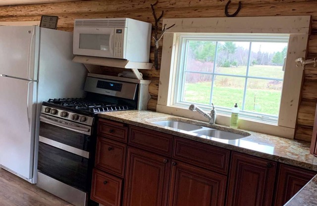 Rustic 2B Cabin w/Sauna on Farm (Free WiFi/Parking)