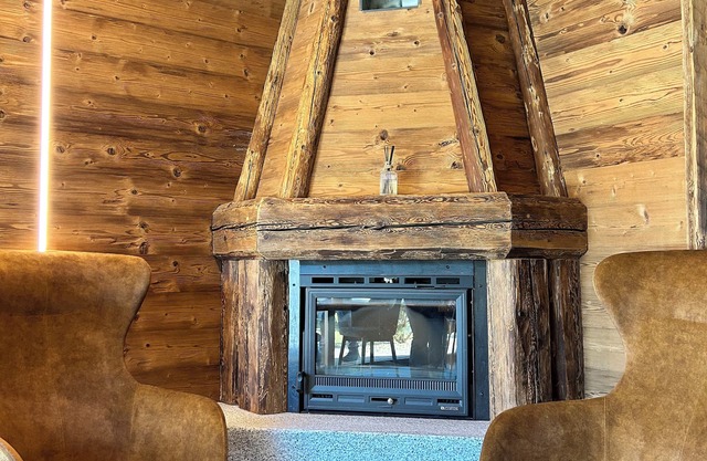 Rustic and alpine-style apartments in Ledro Valley