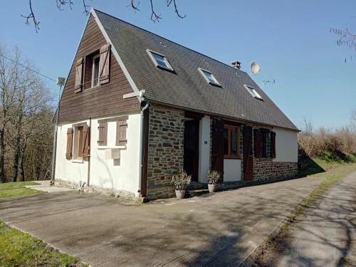Rustic cottage full of charm for the perfect getaway in Normandy