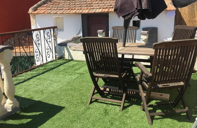 Rustic Luxury Private En-Suite Studio & Roof Terrace With Mountain Views & Pool