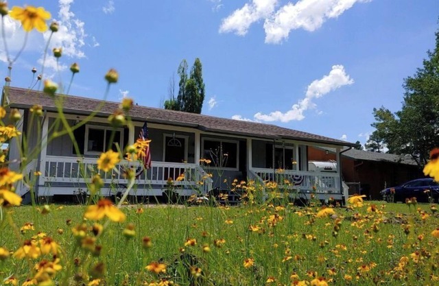 "Rustic Retreat" Escape To The "White Mountains" of Pinetop, Arizona