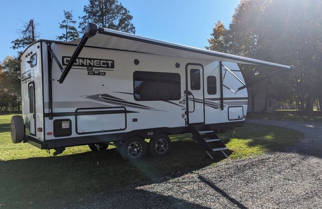 RV Rental 21 - Hartman Center