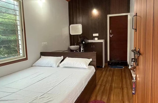 S R Retreat – 1 BR Apt 2