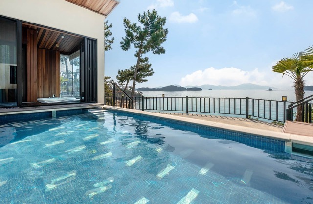 Sacheon Ara Private Pool Villa