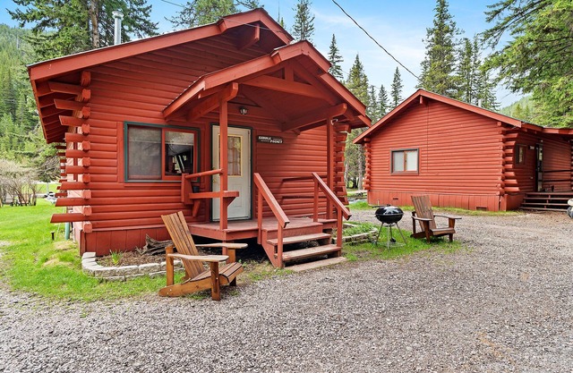 Saddlepocket Cabin On Spearfish Creek