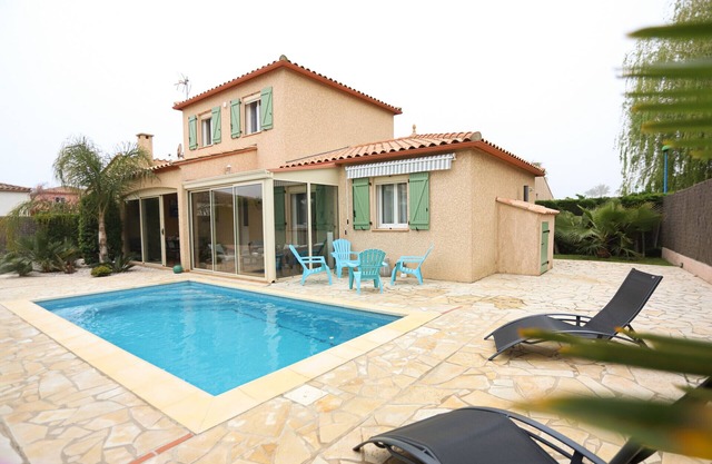 Saint Cyprien charming villa with swimming pool