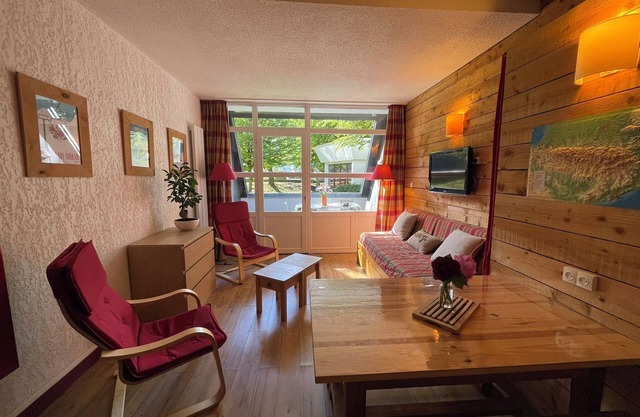 Saint-lary-soulan-coeur Village Apt 4 Pers Piscine Ext 300m: Thermes, Télécabine