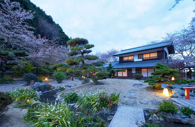 Sakusen Kaikan OukaiVillaIzumi
