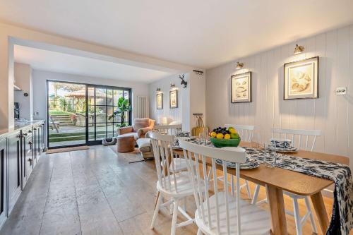 Saltwater Stunning Holiday Terraced House Milford on Sea Lymington Sleeps 6